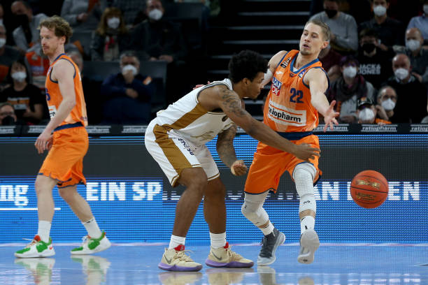 楚阿梅尼 楚阿梅尼