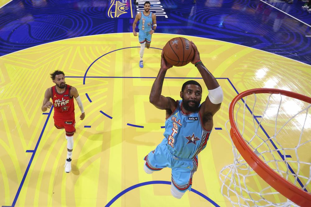 两队交手时 两队交手时