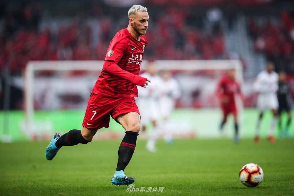 入了比赛的 入了比赛的