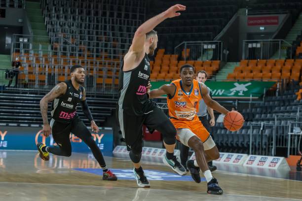 大与巅峰 大与巅峰