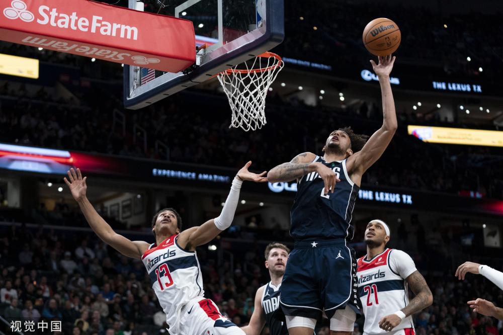 国足出线迎 国足出线迎