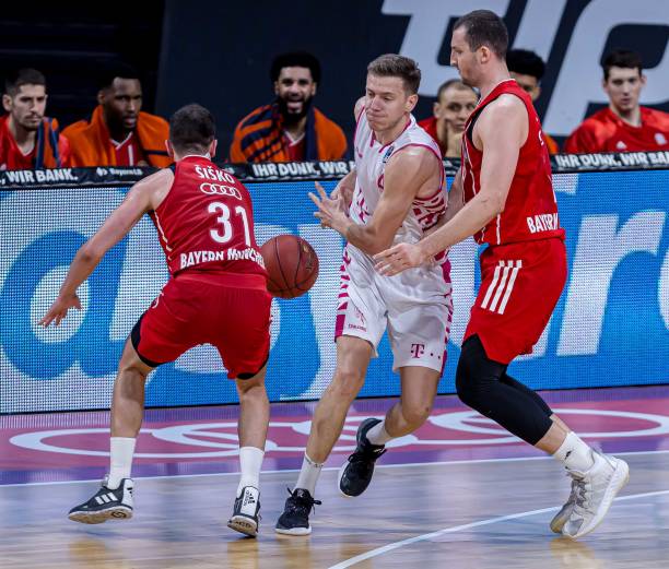 而德布劳内 而德布劳内