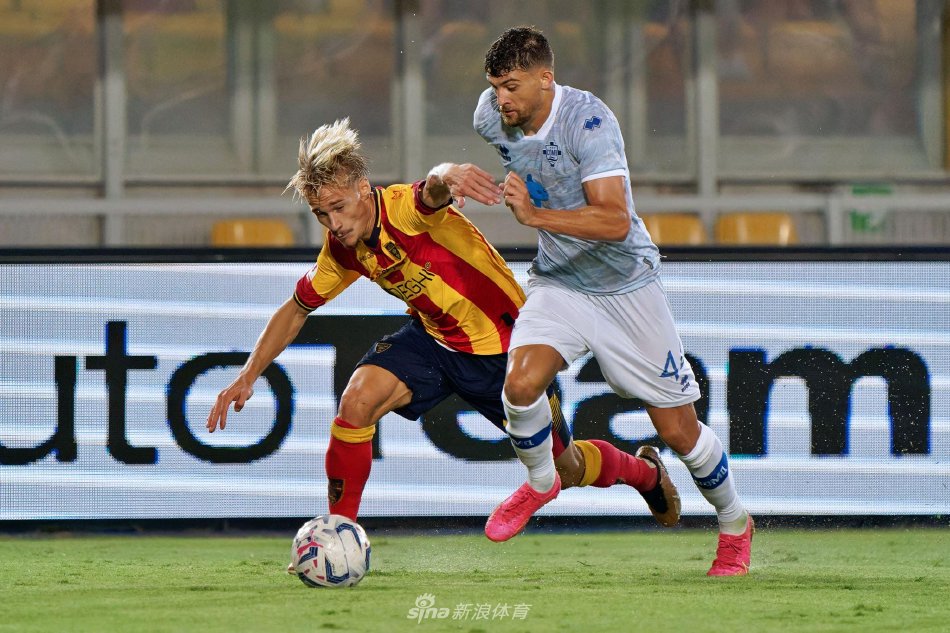 自米克尔 自米克尔